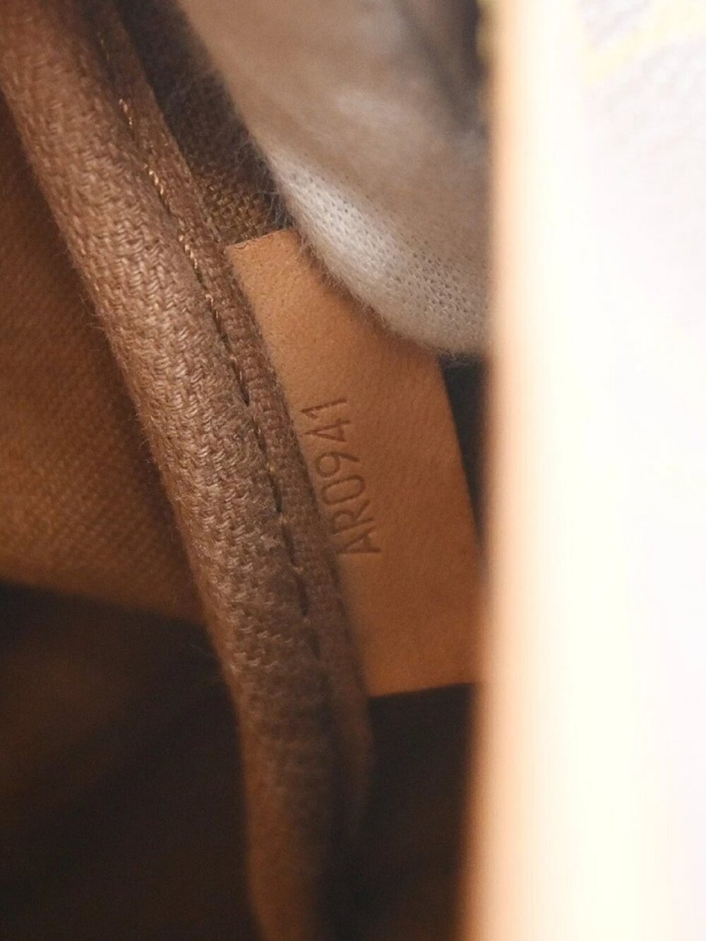 LOUIS VUITTON SAUMUR 35 SHOULDER BAG MONOGRAM M42254 AR0941 YQ06509 - Picture 13 of 13